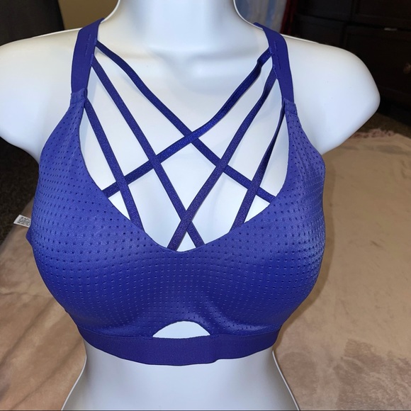 Victoria's Secret Other - Victoria’s Secret sports bra size 34C